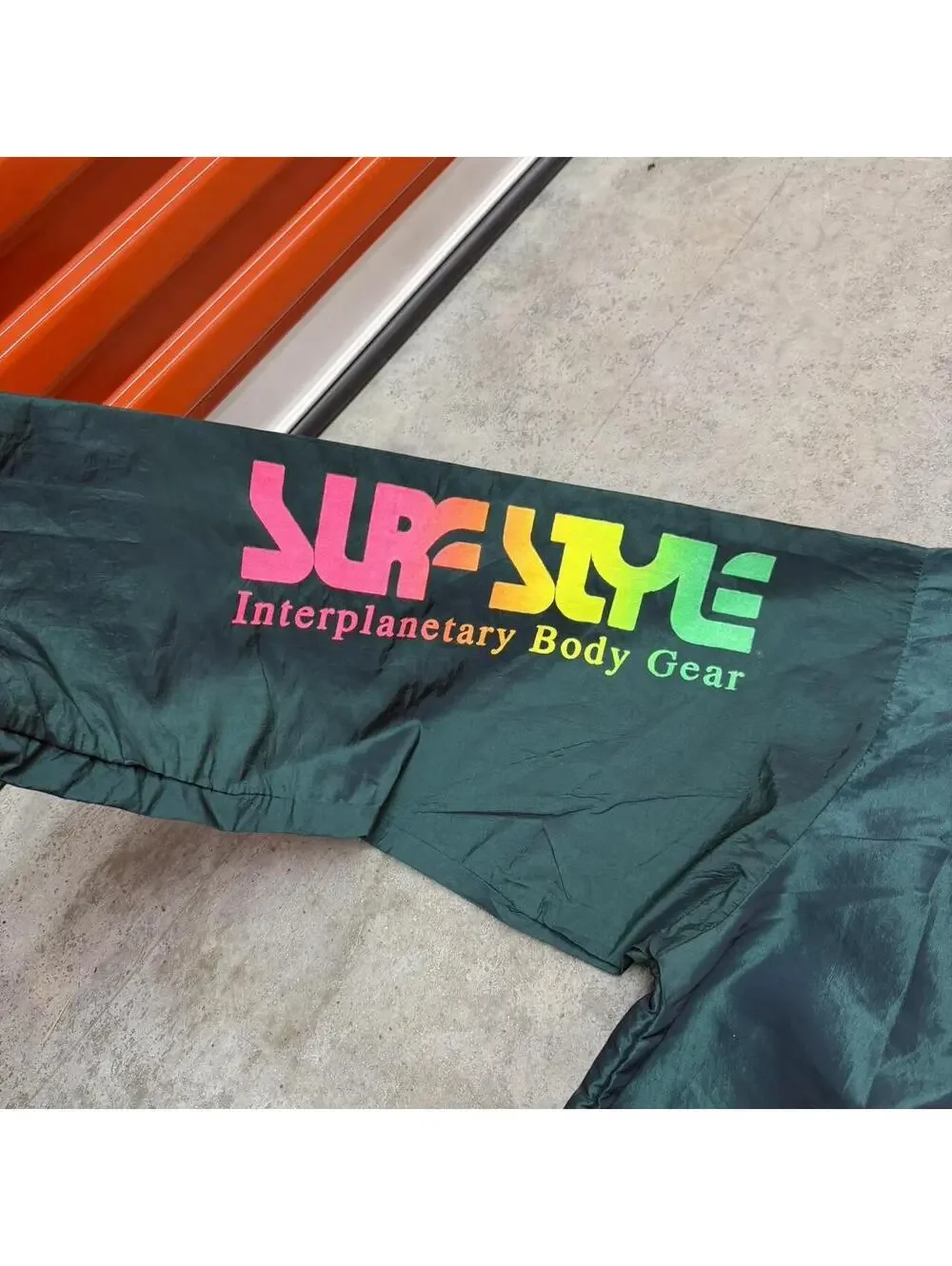vintage surf style interplanetary body gear green quarter zip windbreaker jacket